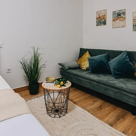 App Ana Apartment