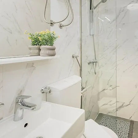 Apartman App Ana *